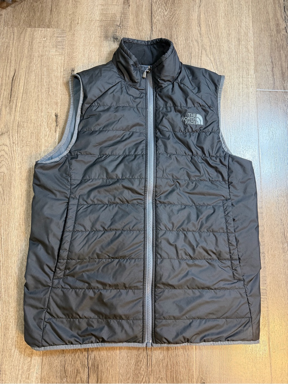 The North Face Men's Charcoal Quilted Insulated Vest
